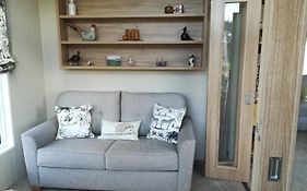 Brightwater Lodge